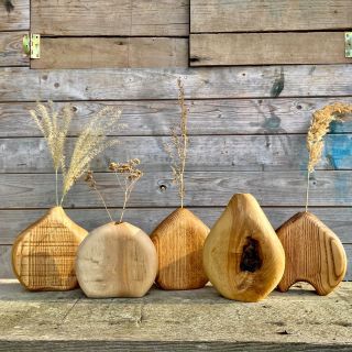 Krásné dřevěné vázy na suché květiny z jasanu.❤️ #váza #zedreva #czechmade #rucniprace #dekoracedobytu #odlobo